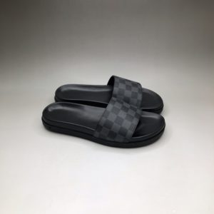 LOUIS VUITTON LEATHER SLIPPER 루이비통 레더 슬리퍼