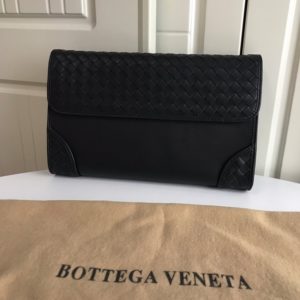 BOTTEGA VENETA LEATHER CLUTCH 보테가 베네타 레더 클러치