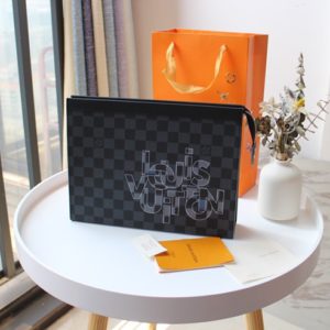 LOUIS VUITTON POCHETTE VOYAGE 루이비통 포쉐트 보야지