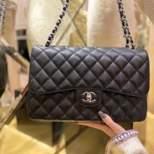 CHANEL CLASSIC FLAP BAG 샤넬 클래식 플랩 백