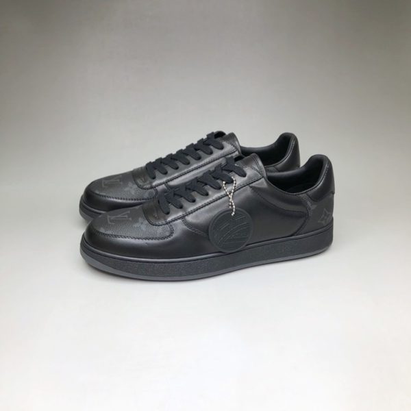 LOUIS VUITTON RIVOLI SNEAKER 루이비통 리볼리 스니커즈