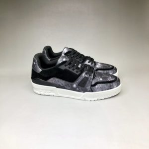 LOUIS VUITTON LV TRAINER SNEAKERS 루이비통 LV 트레이너 스니커즈