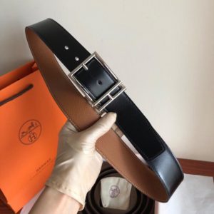 HERMES LOGO LEATHER BELT<br>에르메스 로고 가죽 벨트<br><i>폭 4cm 이태리소가죽</i>