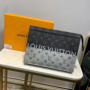 LOUIS VUITTON POCHETTE VOYAGE CLUTCH 루이비통 포쉐트 보야지 클러치