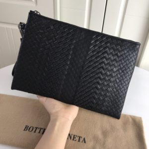 BOTTEGA VENETA LEATHER CLUTCH 보테가 베네타 레더 클러치