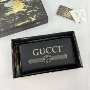 GUCCI GG LOGO ZIPPER WALLET 구찌 GG 로고 지퍼지갑