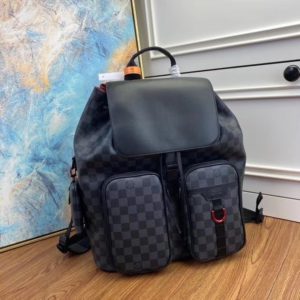 LOUIS VUITTON UTILITY BACKPACK 루이비통 유틸리티 백팩