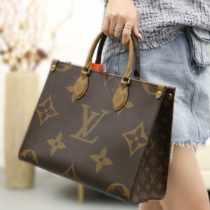 Louis Vuitton Reverse Monogram Giant Onthego tote bag  루이비통 리버스 모노그램 자이언트 온더 고 토트 숄더백 [S사이즈]