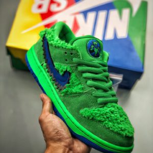 [NIKE] 나이키 SB 덩크 로우 프로 X 그레이트풀 데드 NIKE SB DUNK LOW PRO X GRATEFUL DEAD “Green Bear”(CJ5378-300)