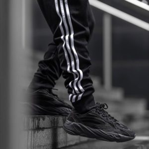 [ADIDAS] YEEZY BOOST 700 V2 “Vanta” 아디다스 이지 부스트 700 반타