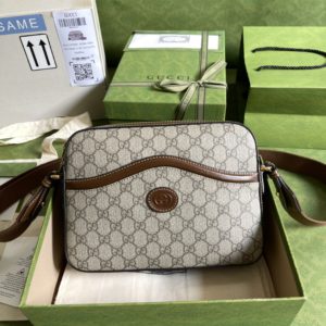 [GUCCI] 구찌 675891 인터로킹 GG 메신저백 크로스백