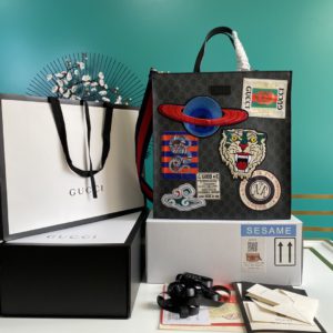 [GUCCI] 구찌 GG 수프림 토트백 495559