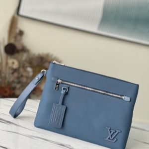 [LOUIS VUITTON] 루이비통 LV에어로그램 아이패드 파우치 Pochette Ipad LV AEROGRAM M81029