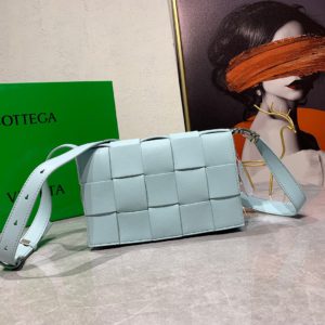 [BOTTEGA VENETA] 보테가 베네타 브릭 카세트 숄더백