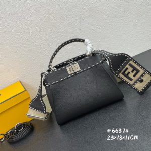 [FENDI] 펜디 PEEKABOO 피카부 핸드백 숄더 메신저 백