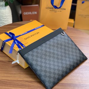 [LOUIS VUITTON] 루이비통 디스커버리 포쉐트 클러치백 M62291