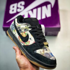 [NIKE] Supreme x NK SB Dunk Low “Rammellzee”