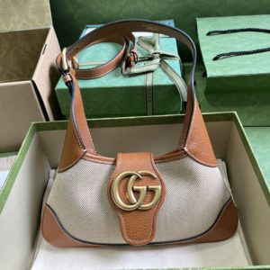 [GUCCI] 구찌 GG 스몰 크레센트 쉐입 크로스 숄더백 735106